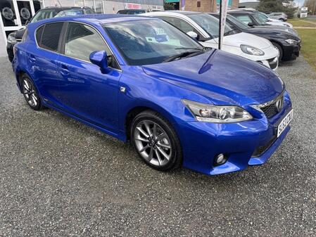 LEXUS CT 1.8 200h F Sport
