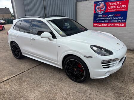 PORSCHE CAYENNE 3.0 TD V6