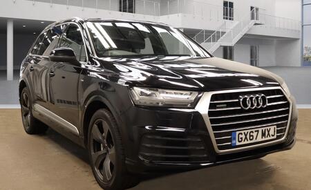 AUDI Q7 3.0 TDI V6 S line
