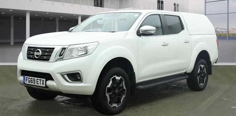 NISSAN NAVARA 2.3 dCi N-Connecta